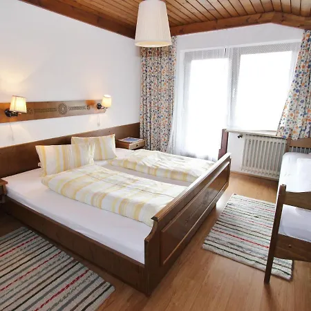 Stylish In With Balcony * Hollersbach im Pinzgau
